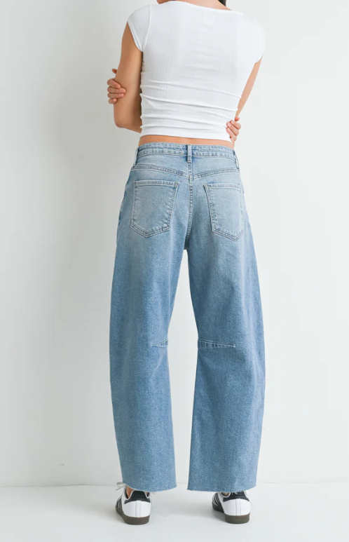 Seamed Barrel Jean