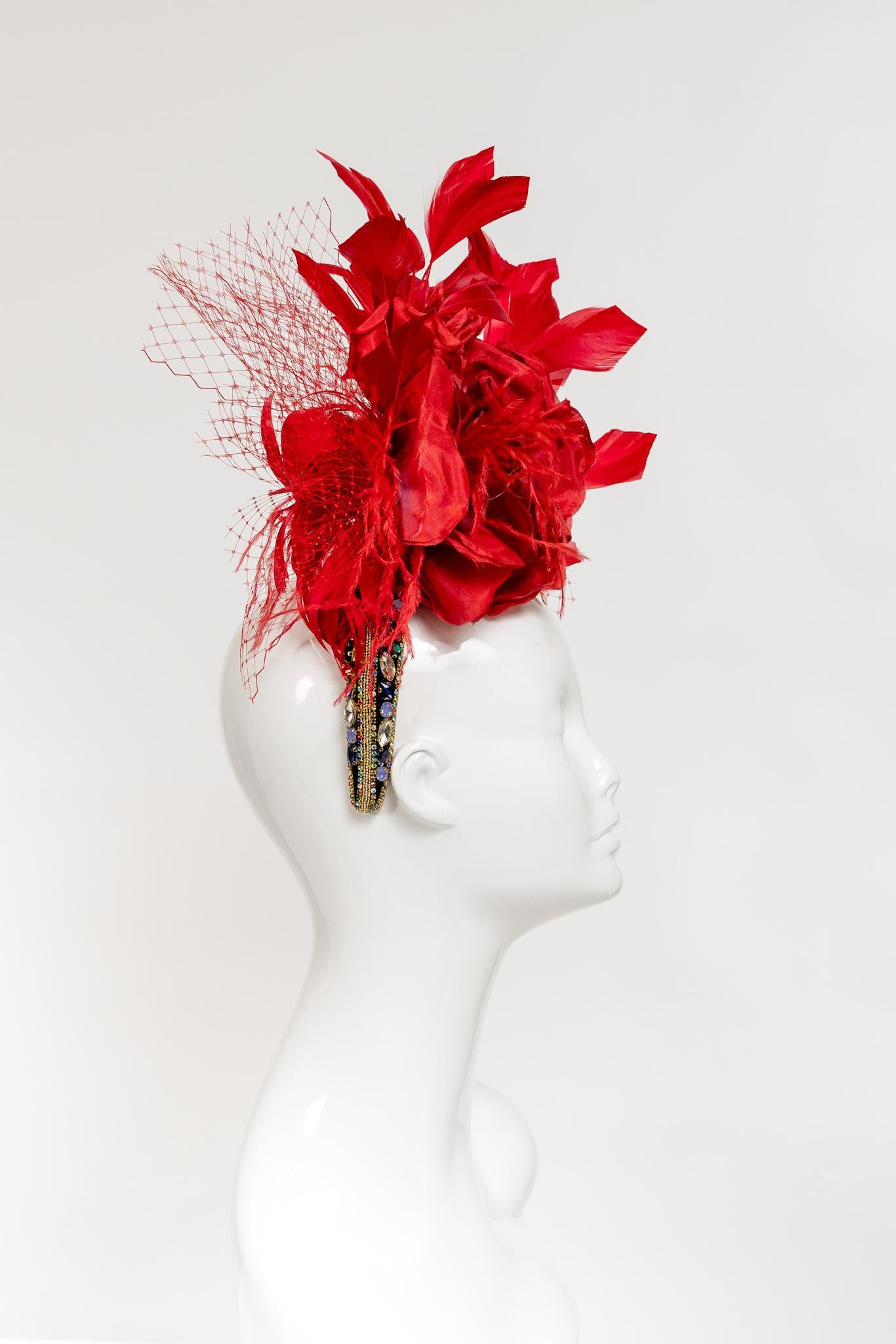 Beaded Crown 1023