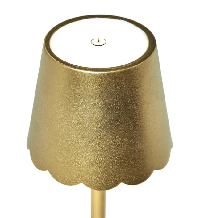 Scalloped LED Lamp