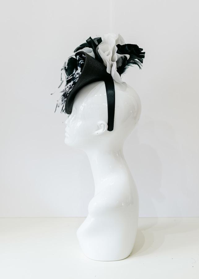 Black fascinator 1064