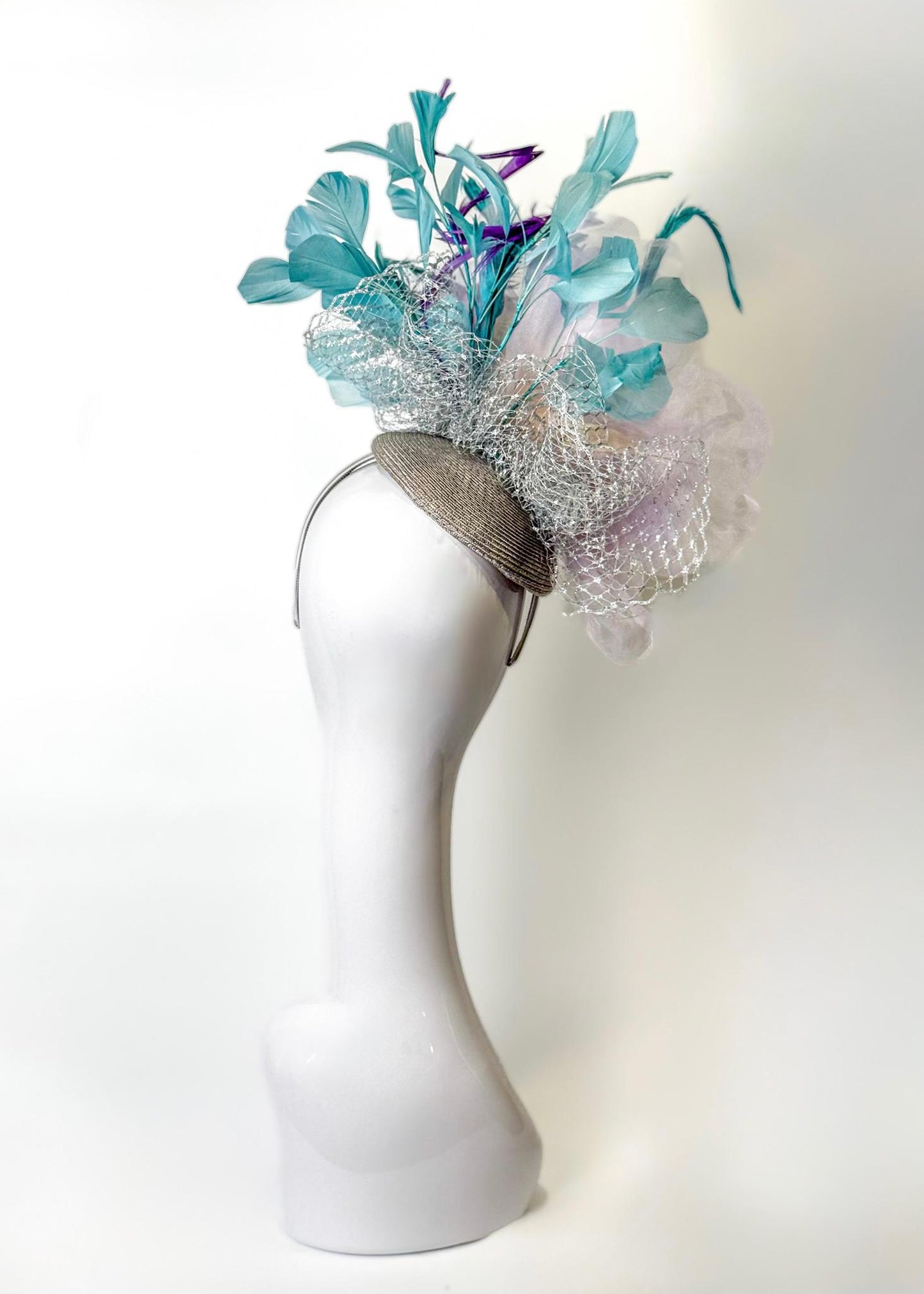 Fascinator Light Gray 1370