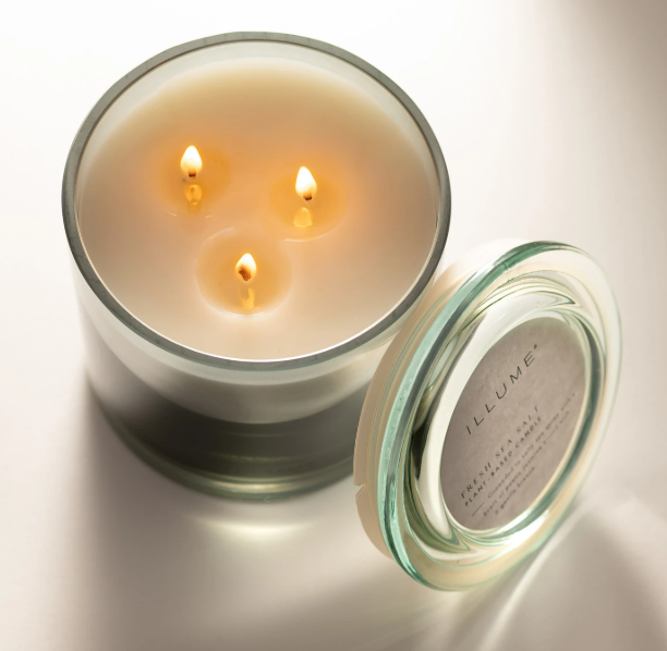 Fresh Sea Salt Statement Candle