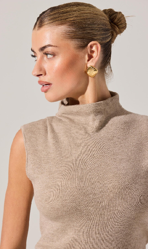 Deora Sweater