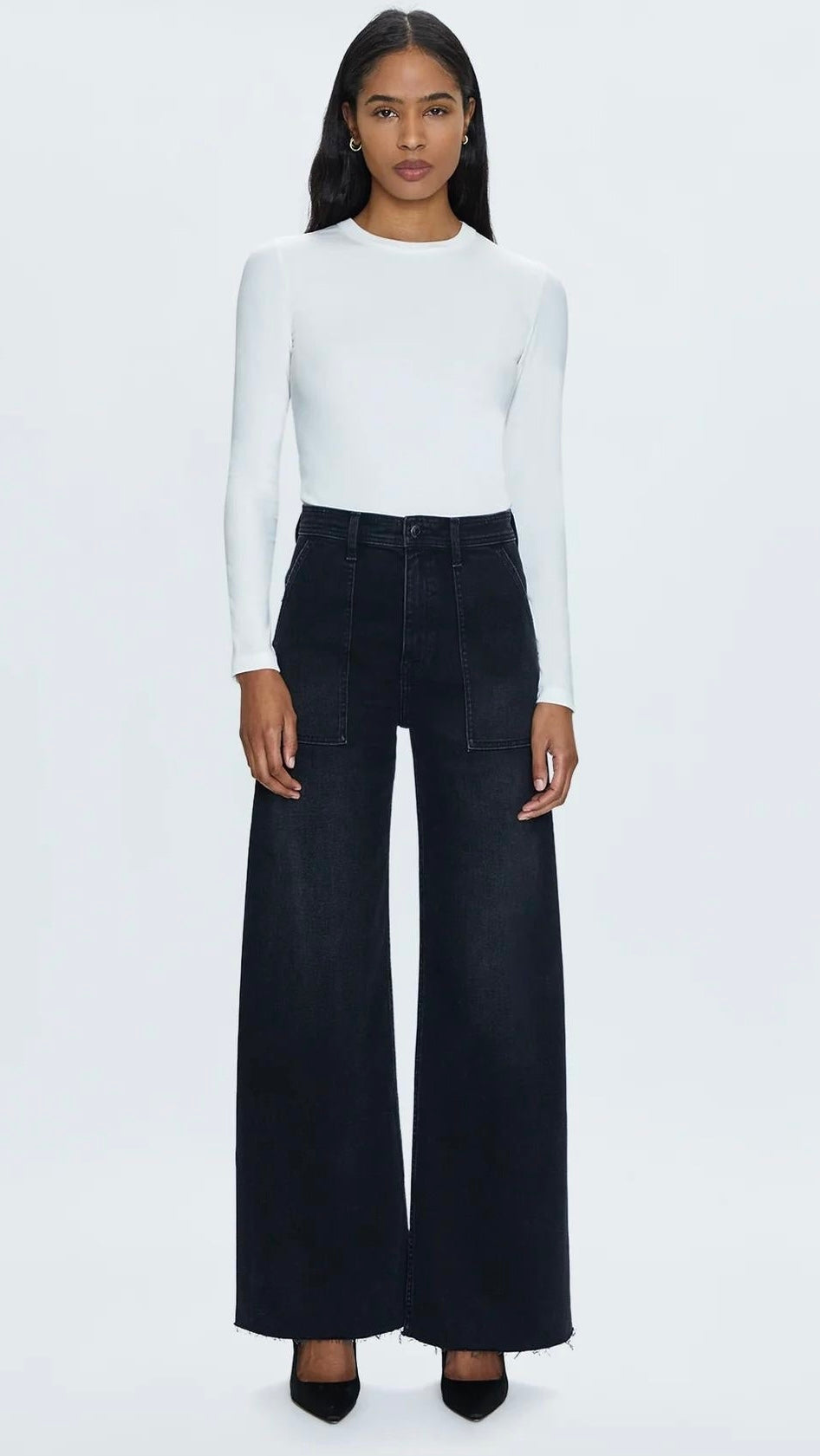 Pistola Penny Collins Utility Jean, High rise waist, wide leg silhouette, front patch pockets and a full length hemline. Crafted from signature comfort stretch denim, washed black denim with utility style patch pockets. Womens luxury denim. 