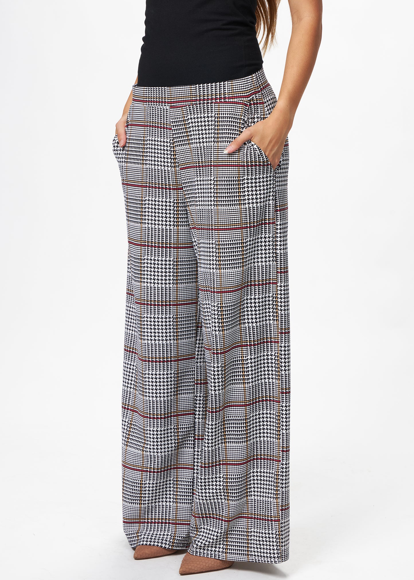 Nicolette Pant