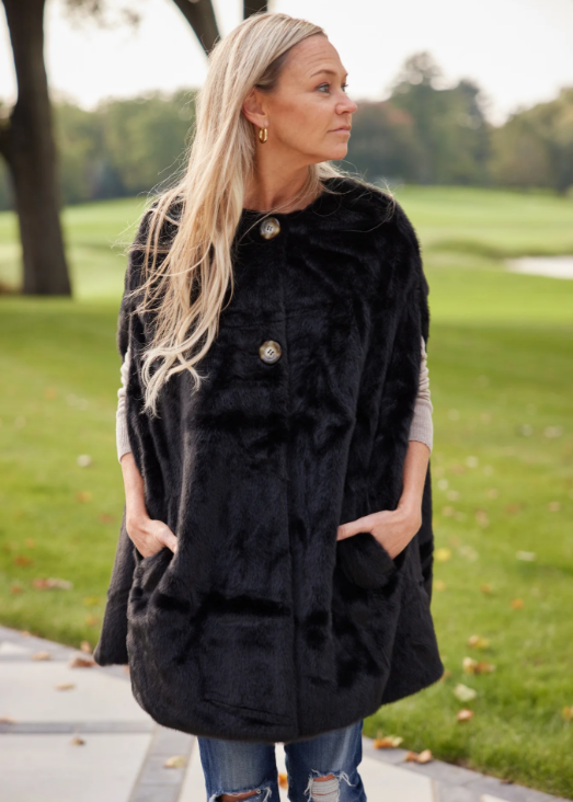 Pretty Rugged TS Luxe Black Faux Fur Poncho