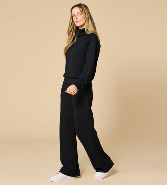 Pleated Lounger