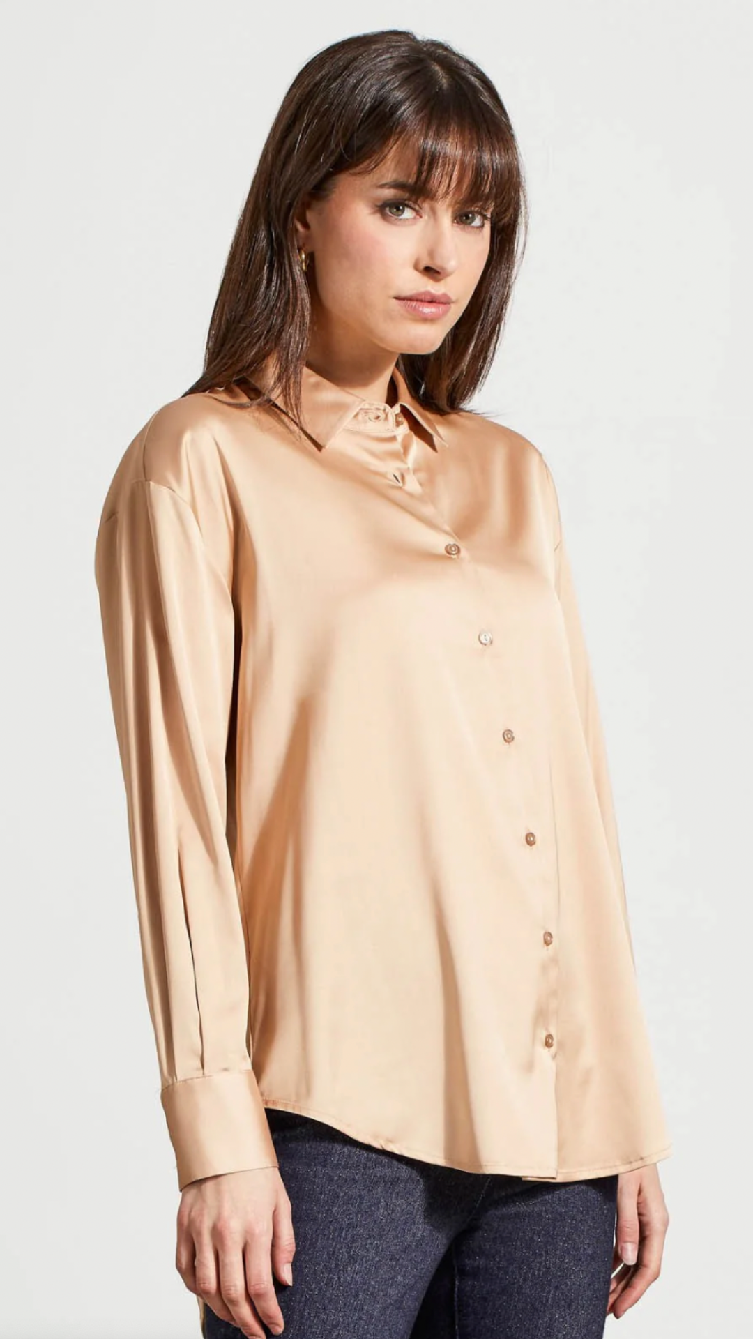 Jessie Liu 100% Silk blouse with feathers at the sleeve, women’s fall capsule wardrobe